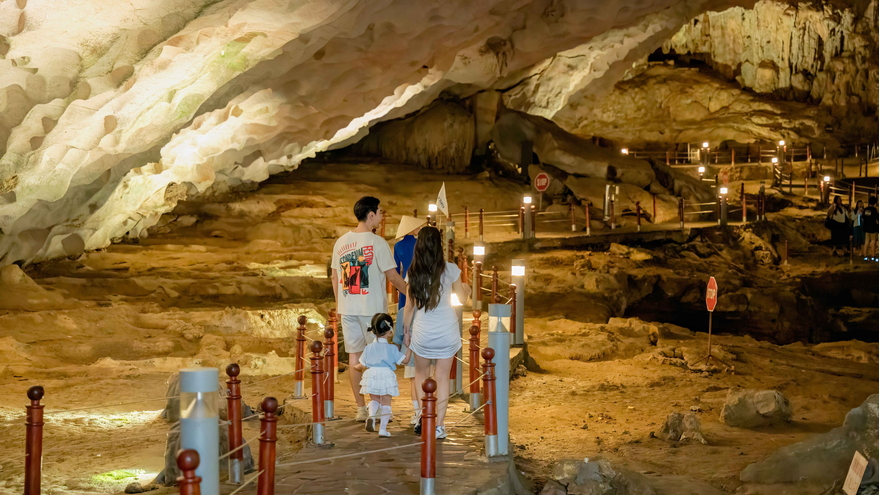 Tour Hà Nội - Hạ Long - Du thuyền Sea Octopus 03 ngày 02 đêm