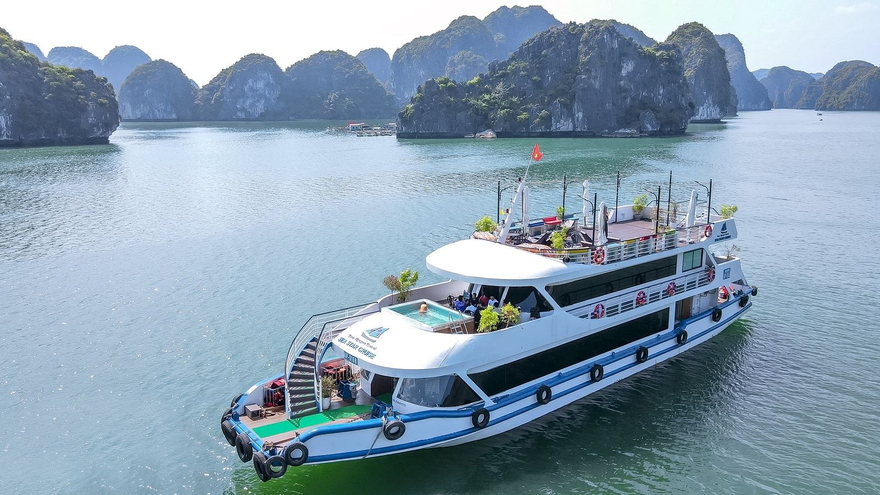 Tour Hà Nội - Cát Bà - Vịnh Lan Hạ 03 ngày 02 đêm