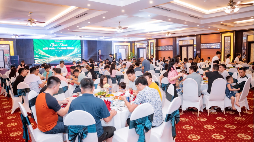 Tour Hà Nội - Cửa Lò - Vinwonders Cửa Hội - Teambuilding - Gala Dinner 03 ngày 02 đêm