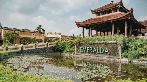 Tour Hà Nội - Emeralda Ninh Bình Resort 02 ngày 01 đêm