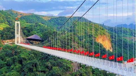 Tour Hà Nội - Mộc Châu - Rừng thông Bản Áng - Mộc Châu Island 03 ngày 02 đêm