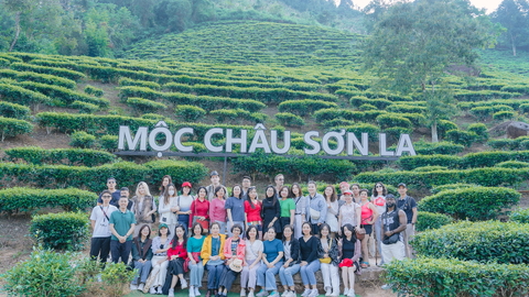 Tour Hà Nội - Mộc Châu - Thác Dải Yếm - Đồi chè Trái Tim 02 ngày 01 đêm