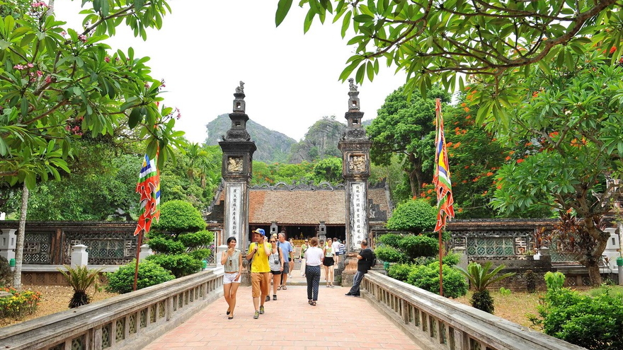 Tour Hà Nội - Ninh Bình - Cố đô Hoa Lư - Tuyệt Tịnh Cốc - Tam Cốc 02 ngày 01 đêm