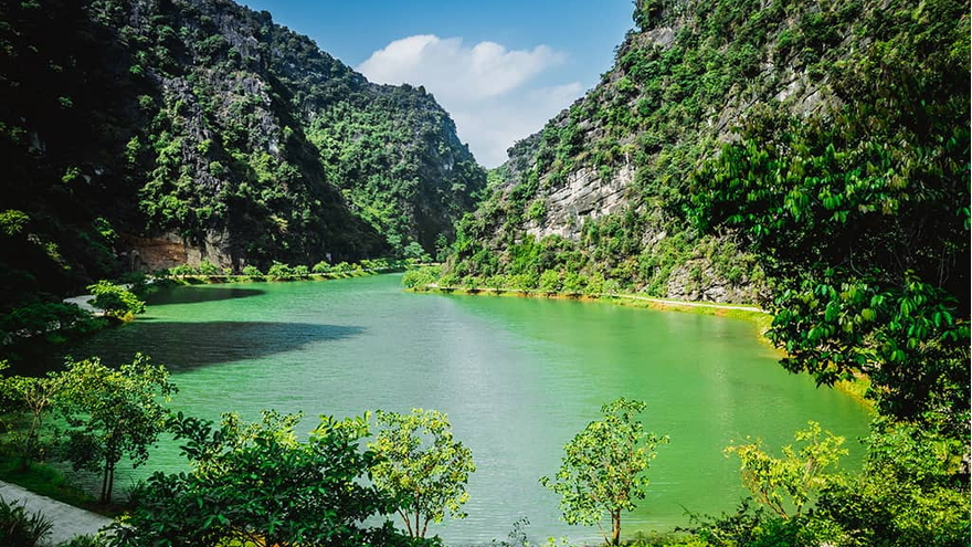 Tour Hà Nội - Ninh Bình - Cố đô Hoa Lư - Tuyệt Tịnh Cốc - Tam Cốc 02 ngày 01 đêm
