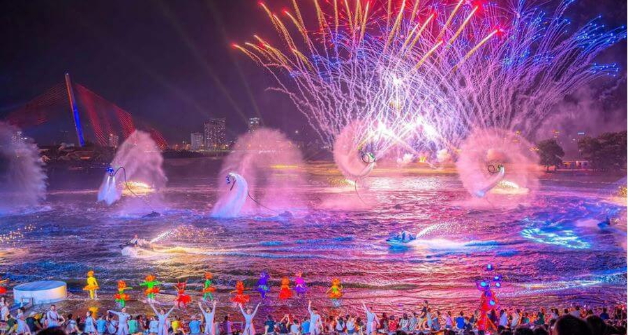 Mãn nhãn với show diễn nghệ thuật jetki và flyboat