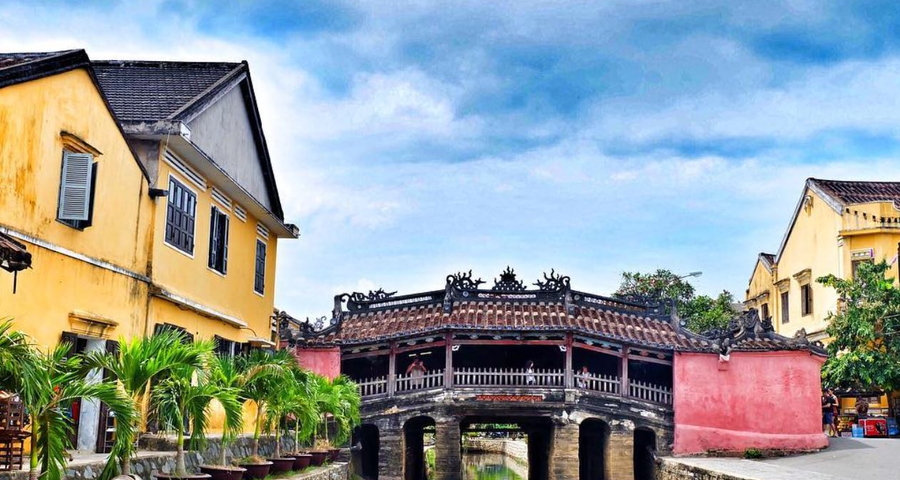 Chùa Cầu - Biểu tượng thời gian