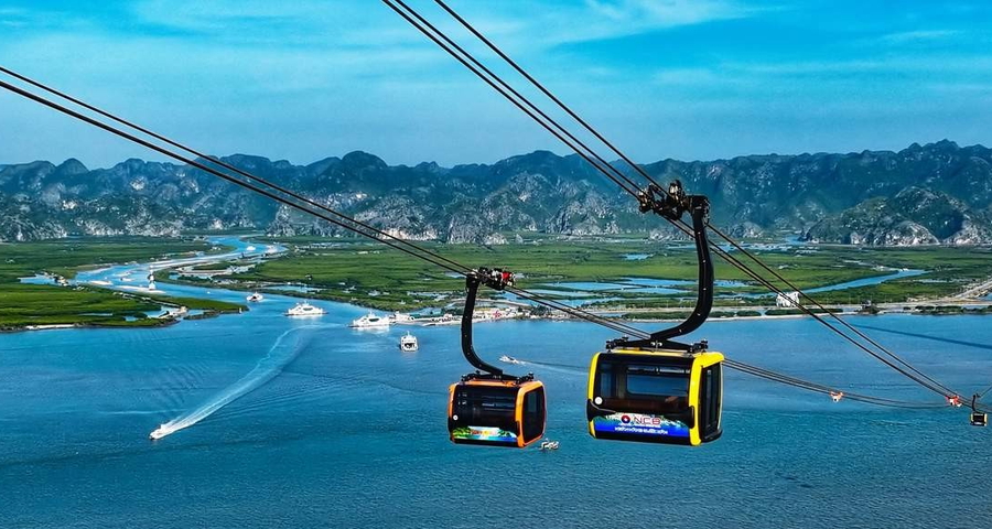 Trải nghiệm cáp treo vượt biển kỉ lục thế giới