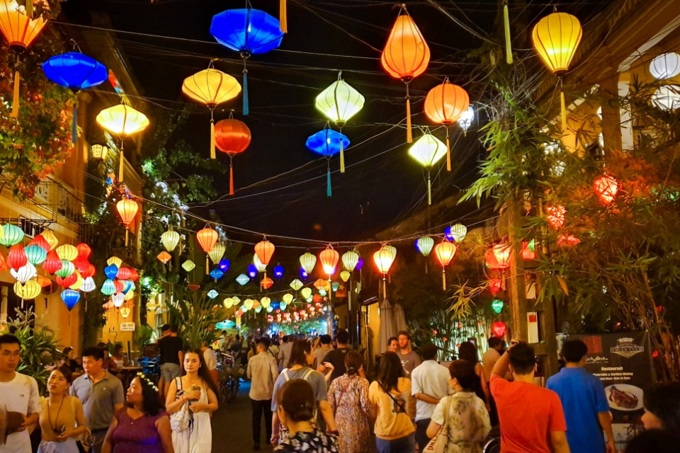 Tour Hà Nội - Đà Nẵng - Hội An - Teambuilding - Gala Dinner 04 ngày 03 đêm
