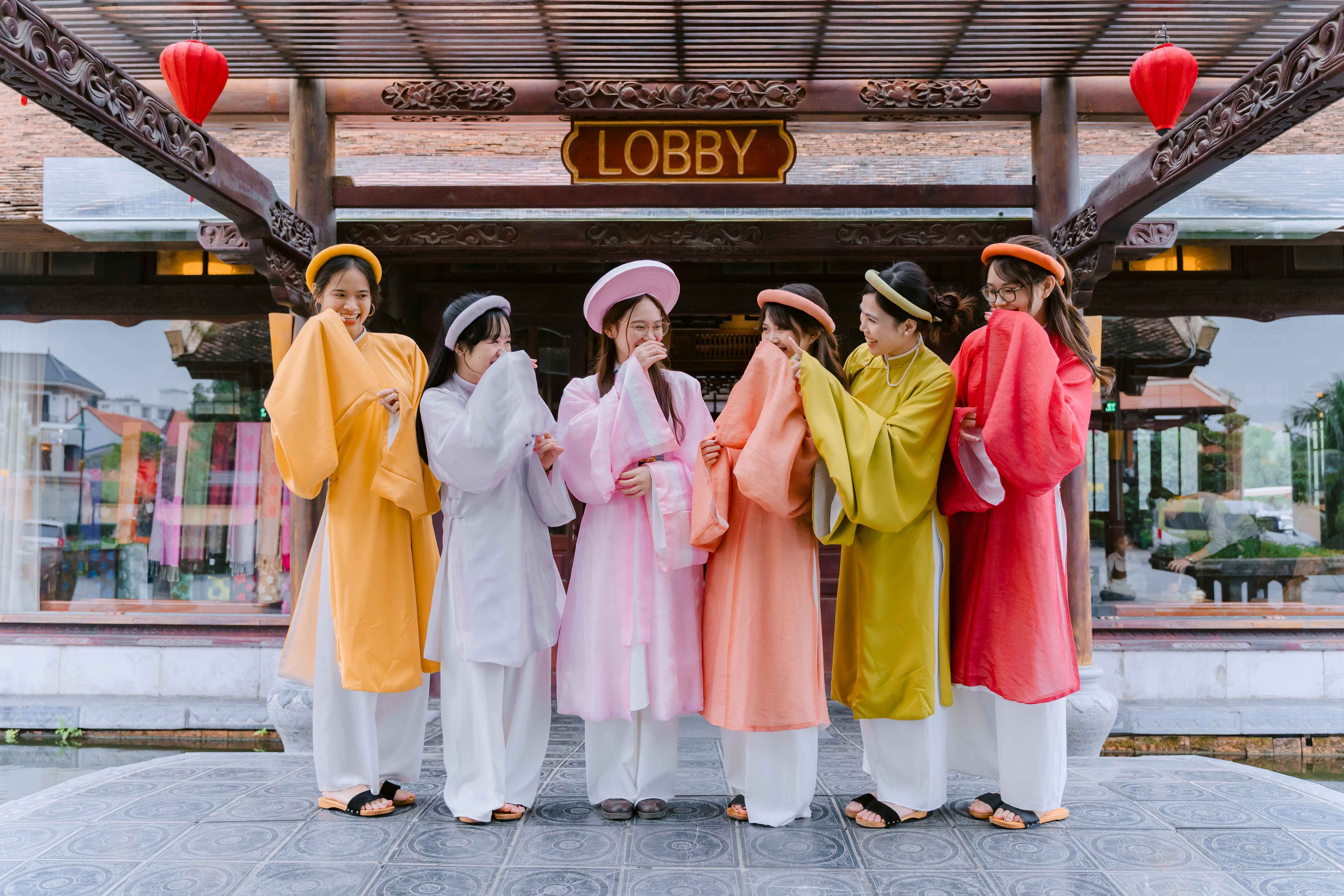 Tour Hà Nội - Emeralda Tam Cốc Resort 02 ngày 01 đêm