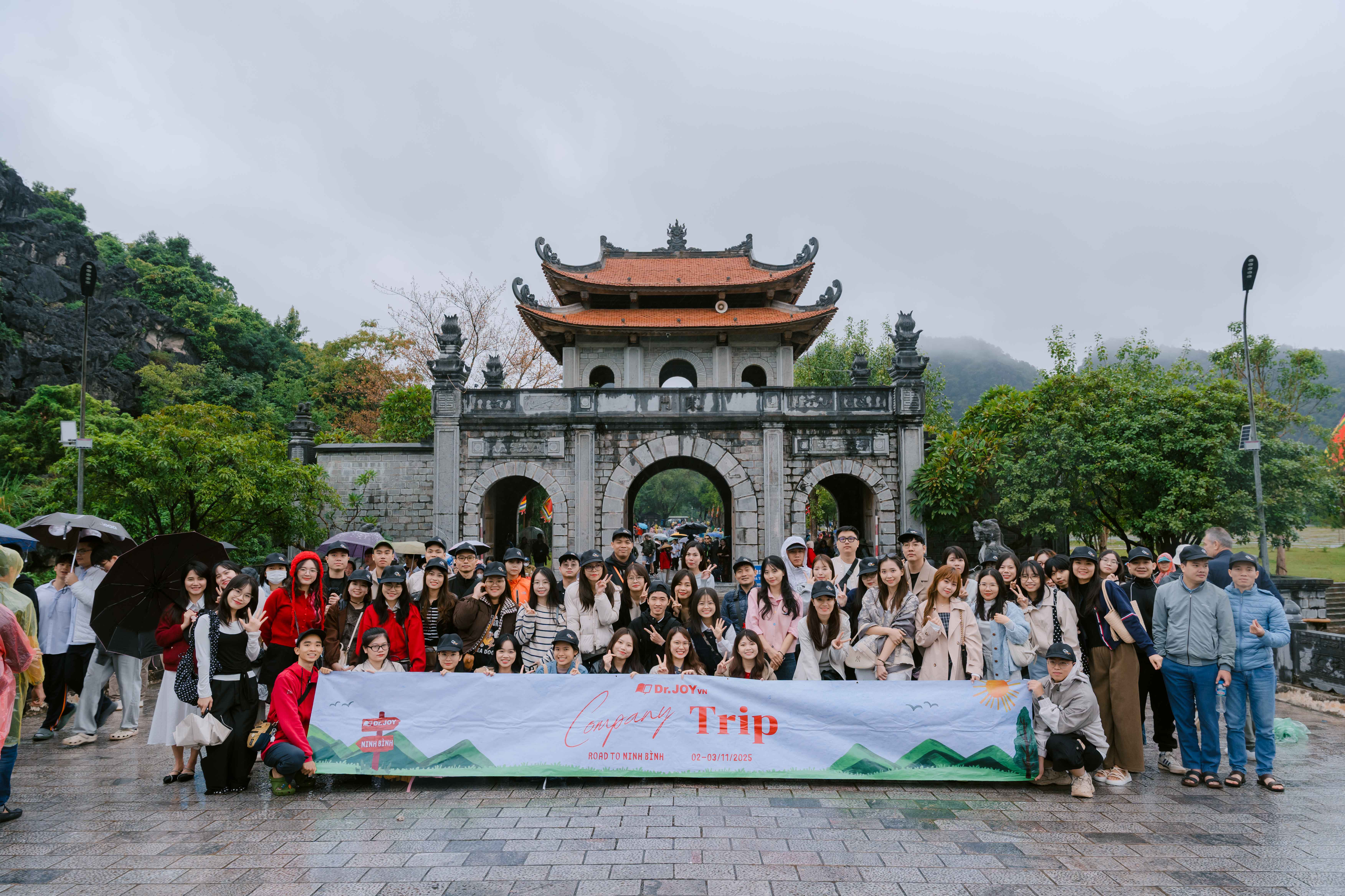 Tour Hà Nội - Emeralda Tam Cốc Resort 02 ngày 01 đêm