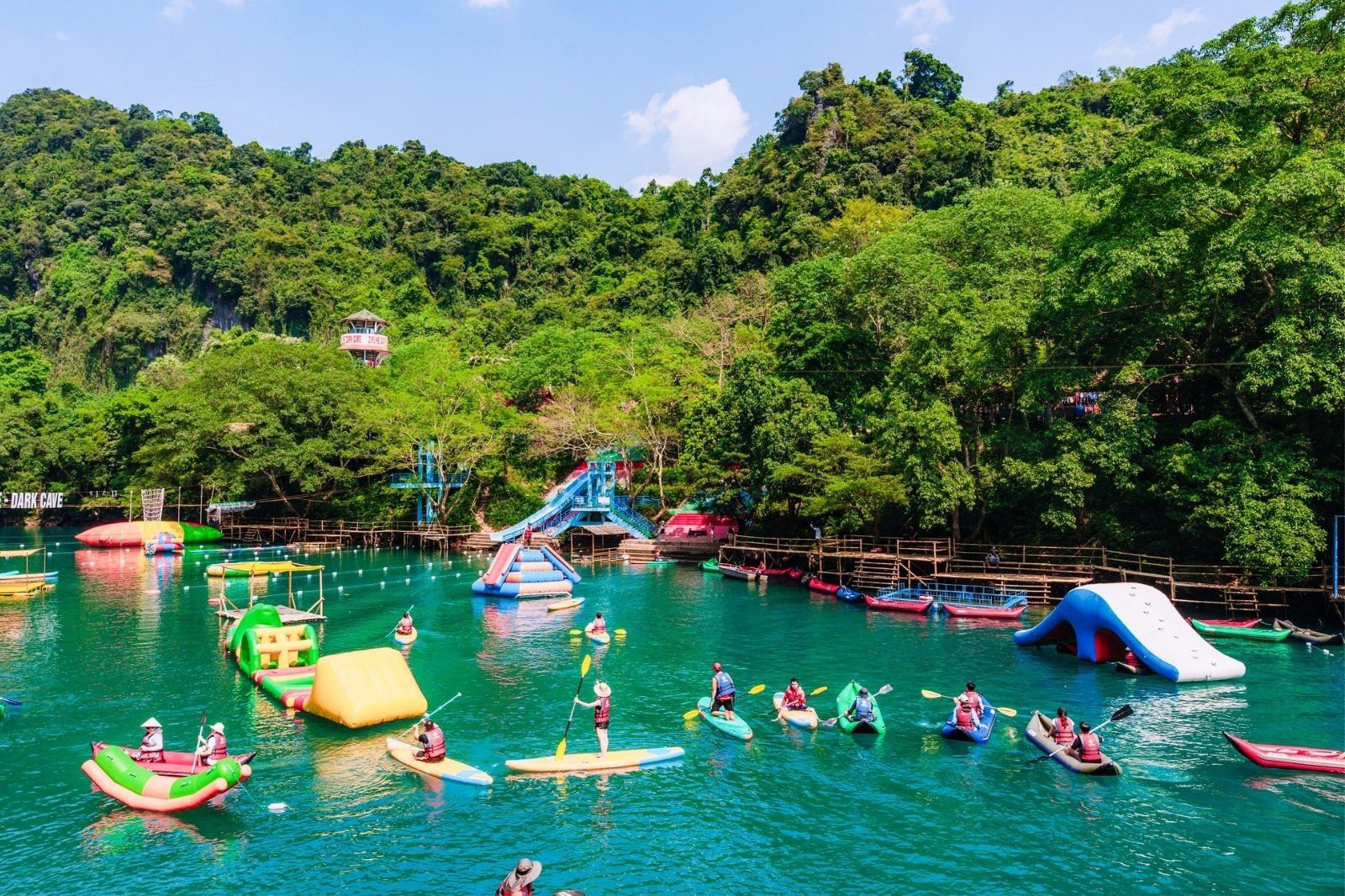 Tour Hà Nội - Quảng Bình - Động Phong Nha - Sông Chày 03 ngày 04 đêm (Ô tô giường nằm)