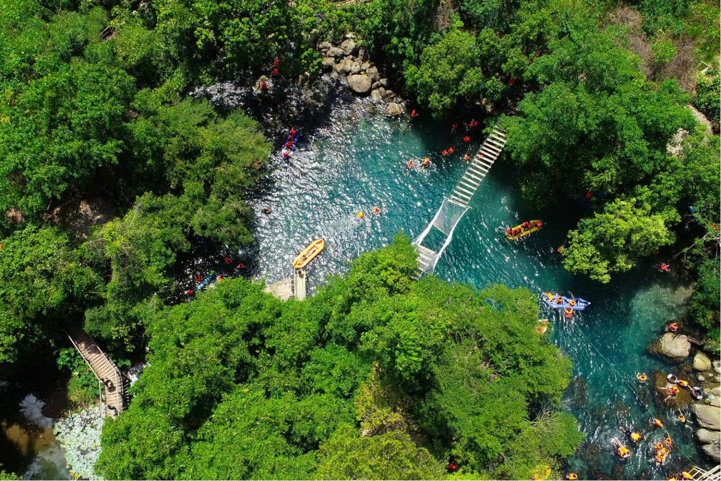 Tour Hà Nội - Quảng Bình - Động Thiên Đường - Suối Moọc 03 ngày 04 đêm (Tàu hỏa)